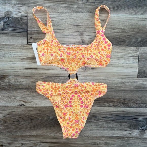 Urban Outfitters Out From Under M Women's O-Ring Yellow Floral Cut Out Swimsuit - Picture 7 of 12
